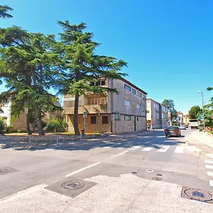 Elda 1470 Apartman Fazana